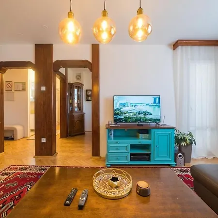 Petrovic Apartment